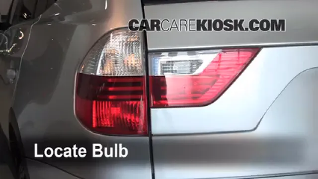 2008 BMW X3 3.0si 3.0L 6 Cyl. Luces Luz de reversa (reemplazar foco)